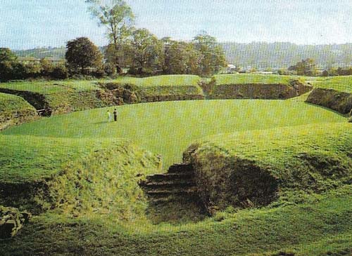 Caerleon-upon_Usk (Roman Isca) was, with Chester (Deva), the largest legionary base in or near Wales.